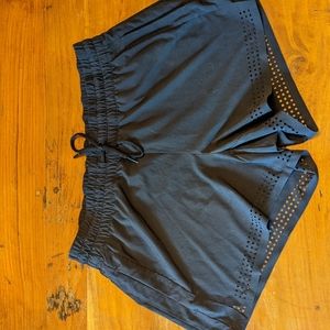 Athleta shorts black